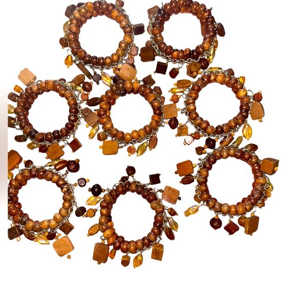 Set of 8 Wood Bead Napkin Rings - Picture 2 of 3